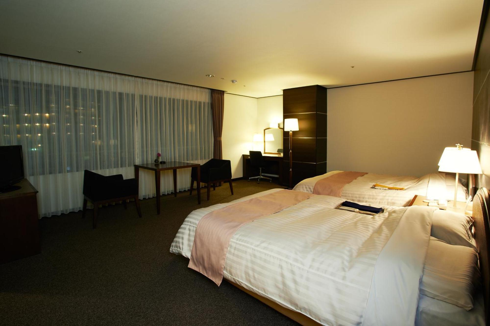 Yamatoya Honten Matsuyama  Zimmer foto